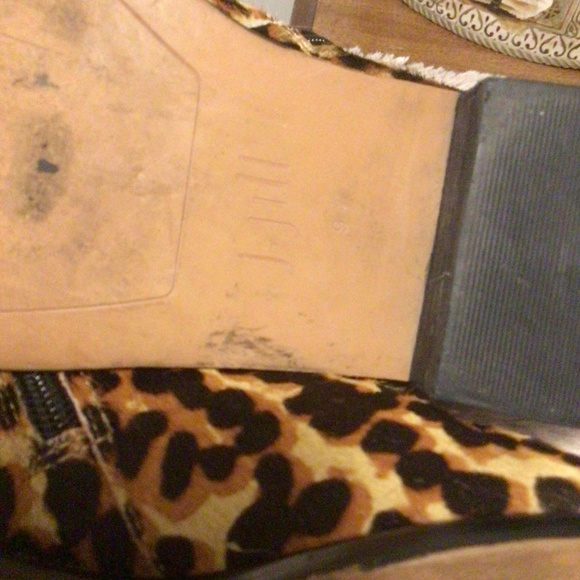 J.Jill Leopard print calf hair ankle boots Sz 9 - Picture 6 of 7